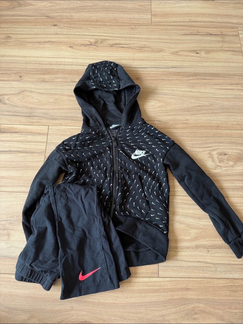 Nike Kids Black Hoodie & Black Sweatpants with Pink Swoosh